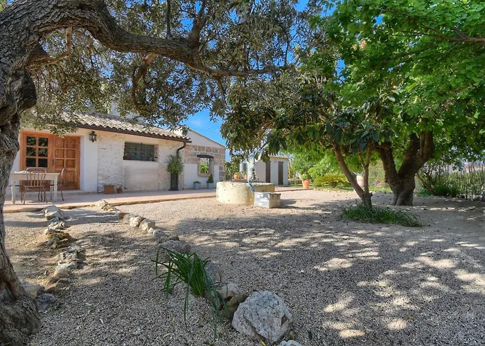 Lalau By Aguilarent Ondara