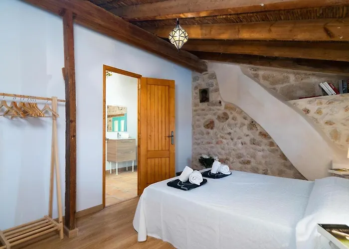 Lalau By Aguilarent Ondara